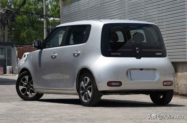 新能源汽车小型车，想买一辆新能源车，10万以内，有什么推荐吗？