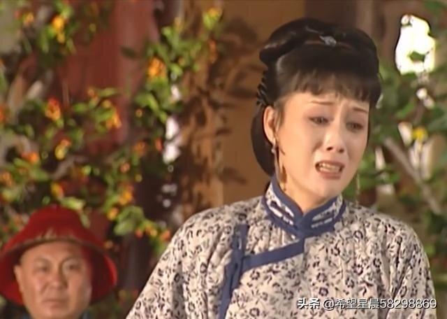 《康熙王朝》中容妃是康熙最喜欢的妃子，为什么会被康熙送入宗人府，后来又杀死所有看见她刷马桶的人？插图10