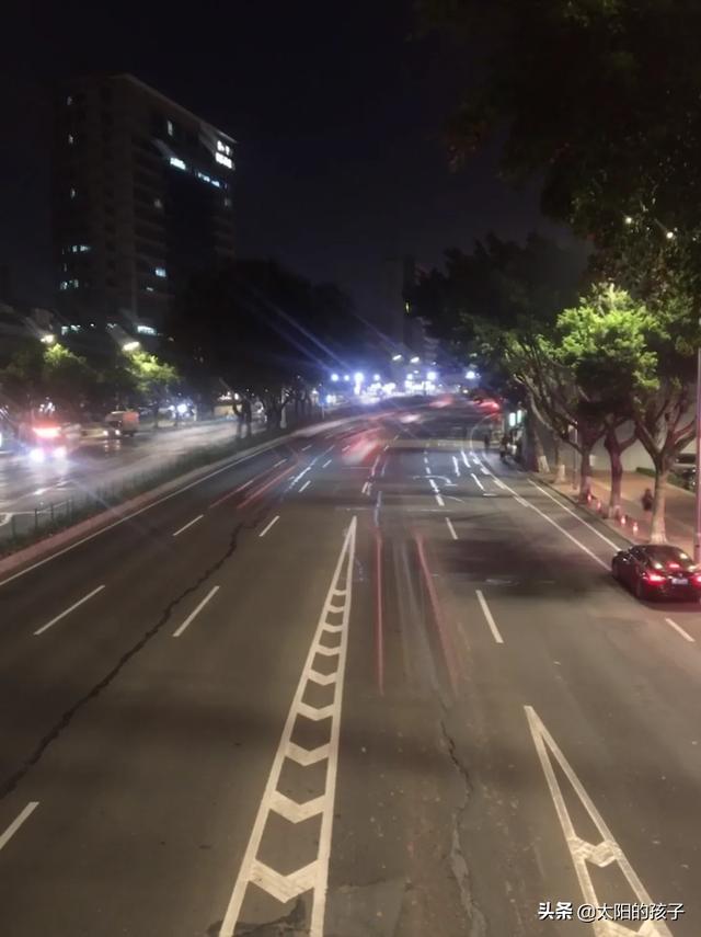 在远方电视剧剧情介绍:《在远方》，远方快递的原型是谁云天商城的原型呢