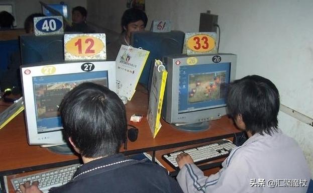 一些网吧的无主机系统，是如何实现的？