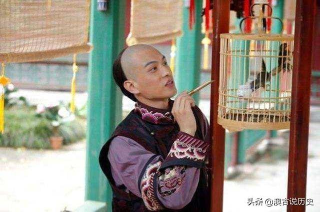 甄嬛传敦亲王:为什么曹贵人让甄嬛跳惊鸿舞，甄嬛不反驳？