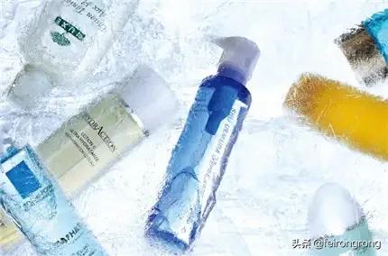 化妆水是不是爽肤水:化妆水和爽肤水什么区别有什么作用