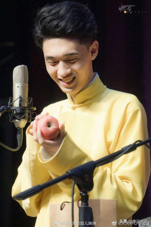 秦霄贤家世:对于秦霄贤基本功不够但是被捧红有什么看法