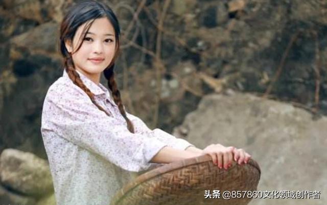 歌曲《小芳》为什么会唱红呢？难道有那么多人希望变成小芳吗？