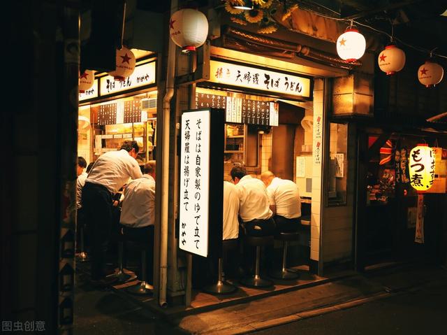 三浦春马被救治时仍有心跳大:日本人的平均寿命有83岁，真实的日本是怎样的？