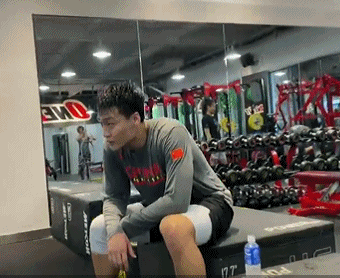 上海萨摩耶俱乐部:广东队3个坏消息，威姆斯和马尚要2选1，易建联伤退怎么破？