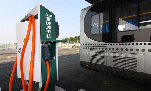 南京博郡新能源汽车有限公司，花20多万买“绿牌车”的人，都后悔了吗到底值不值