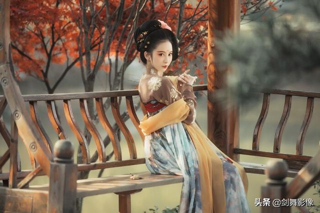 旺旺心语主要人物图片:你认为牛顿和爱因斯坦哪个人更伟大呢？