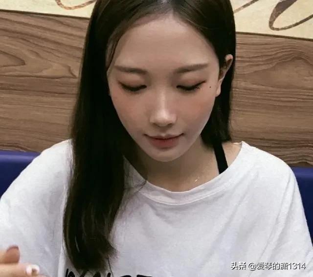 成都小甜甜:“成都小甜甜”张悦漂亮吗？你认为她漂亮在哪里？