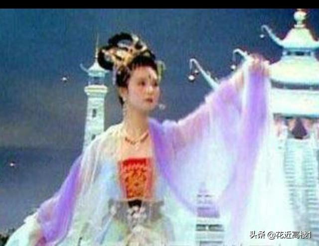 嫦娥的老公是谁啊:《西游记》里的嫦娥到底是谁？她有没有后台？