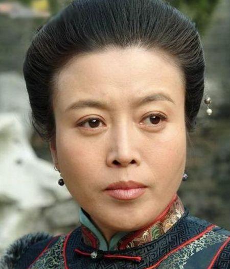 丁嘉丽照片:丁嘉丽有着怎样的艺术人生