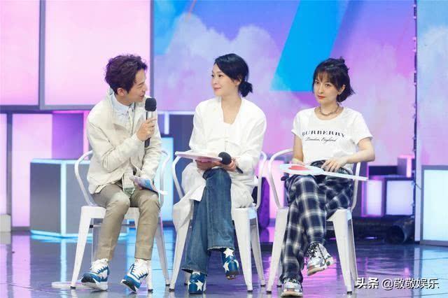 钟小江:男朋友可以查女朋友的手机吗为什么