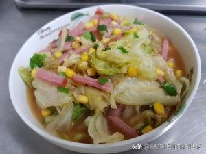 生菜有哪些功效，红叶生菜和生菜有什么不一样，都是怎么来做菜