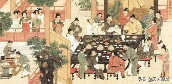 古代宫廷吃食有多奢华，为什么古代皇帝吃饭的时候要吃几十道菜但是每个菜只吃一点点