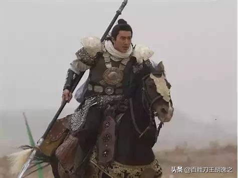 三关大元帅杨延昭放在三国里，什么水平？