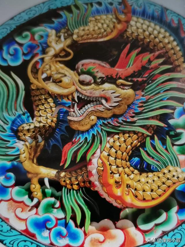 为什么龙在中国这么重要，为什么中国人被称为龙的传人究竞有何渊源