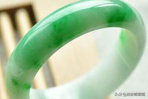 翡翠手镯的寓意和象征,翡翠手镯的颜色分类（附详图）？