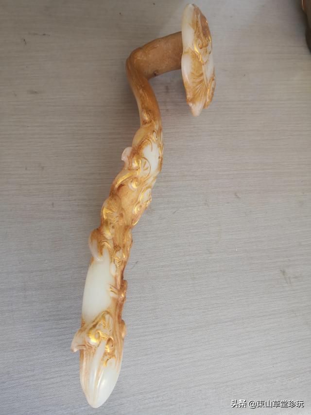 玉佩:手上有十几件明清时期的玉器，想出手几件，怎样出手？