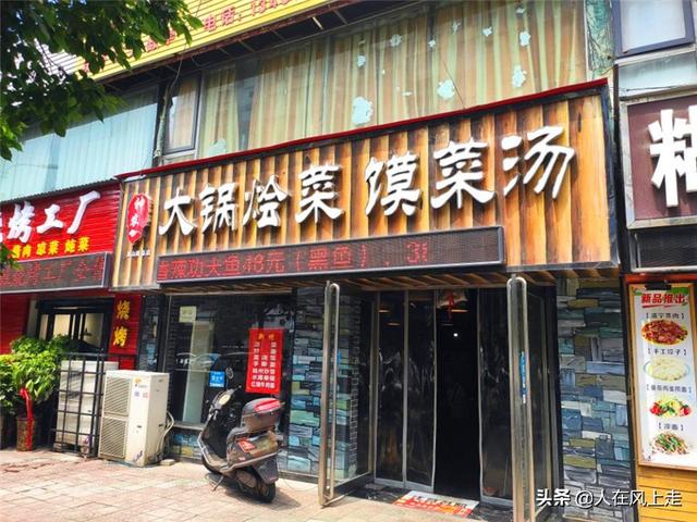 吸引顾客进店的<a href=https://maguai.com/list/28-0-0.html target=_blank class=infotextkey>广告</a>语:茶叶店如何吸引顾客进店？