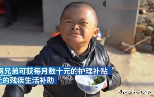 西子小小最新照片:“小马云”范小勤最红的时候挣了很多钱，怎么现在变得这么落魄？