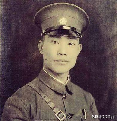 黄埔名将:黄埔军校学制最短仅半年，连中专都不如，为何能培养那么多名将？