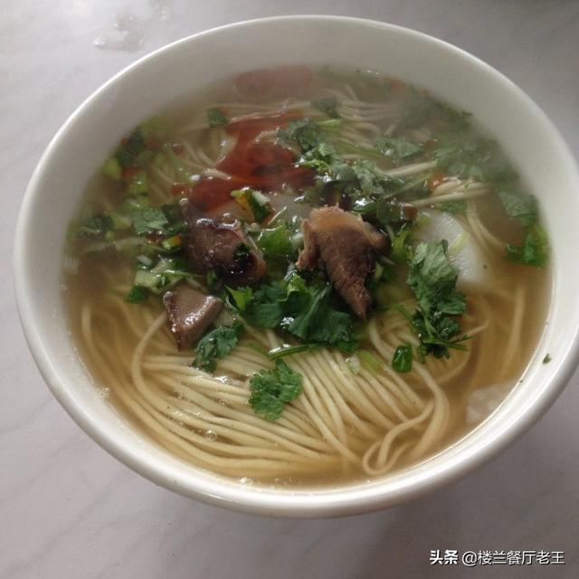 紫玉兰txt拉面要加香菜:连吃一个月兰州拉面是怎样的一种体验？