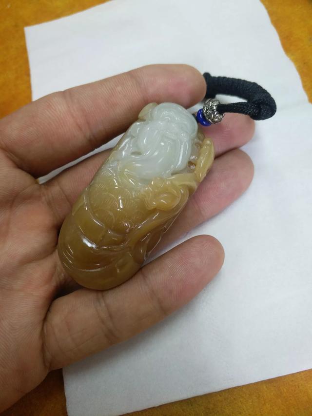 和田玉简介,和田玉与俄料，青海料，韩料的区别？