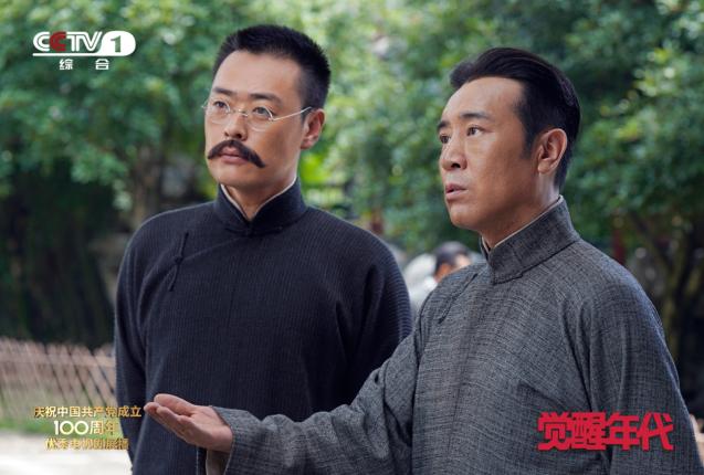 李大钊被捕:《觉醒年代》没交代，军阀为什么敢杀李大钊，却放跑了陈独秀？