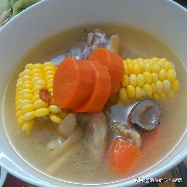 黑枸杞炖鸡汤，在家里如何制作美味的鸡汤，都需要什么食材？