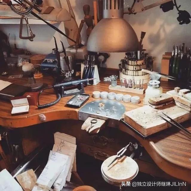 999元能买到18K金镶钻的项链吗？怎么样？