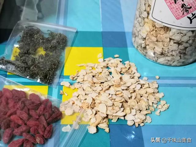 铁皮石斛的吃法,花旗参石斛煲瘦肉的做法？