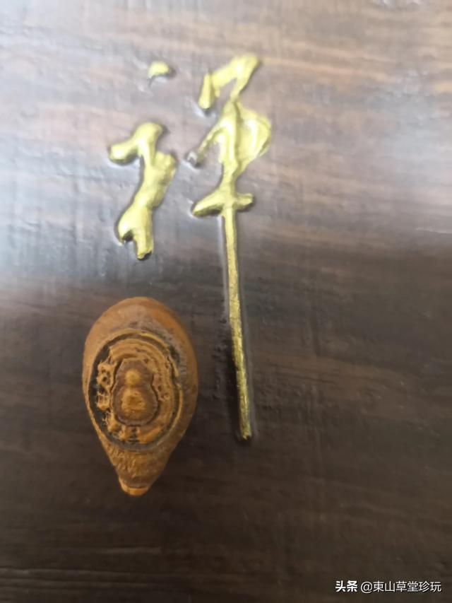 识奇识宝是检石藏石的功夫,请玩奇石的老铁们看看上面有哪些奇特的画面？