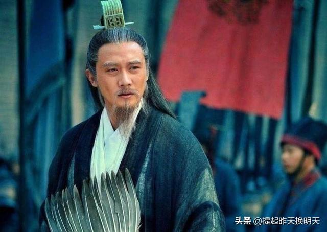 三国时排在前十的谋士你认为有谁？