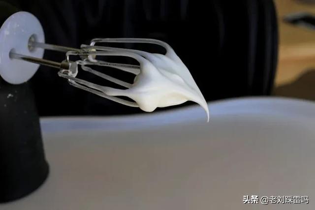 制作奇峰饼胚需要注意什么？
(图28)