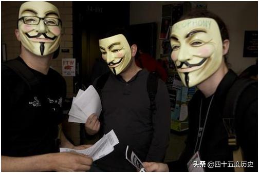 印尼屠华事件:印尼积极扩充军备，同时还和美国保持关系，会不会走上越南老路