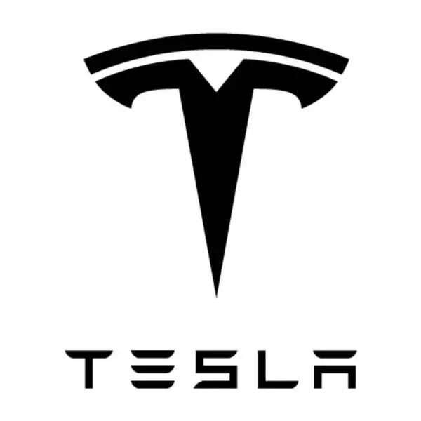 新能源汽车特斯拉图片，特斯拉将Model 3降至30万以下，新能源汽车的未来已来？