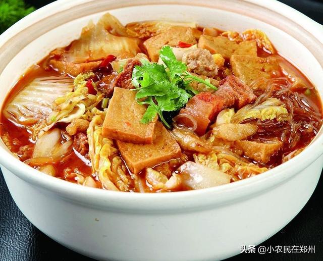 烩菜大米饭有人说河南人对吃不讲究,我信了相对于其他地方的人,河南人