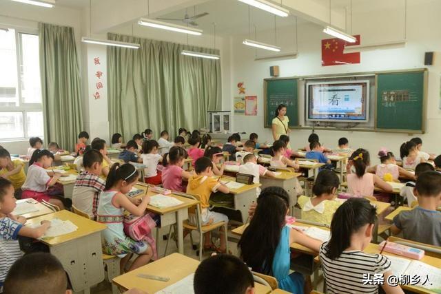 北京高校中小学按时开学?北京高校中小学按时开学央视新闻