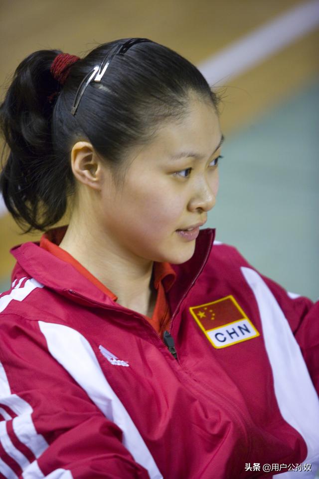 中国女排赵蕊蕊:197的赵蕊蕊擅长3号位半高球，2米的袁心玥怎么不敢打？