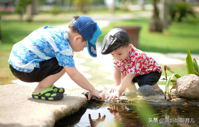 郭敬明体重:2岁半才宝宝22斤，怎么办