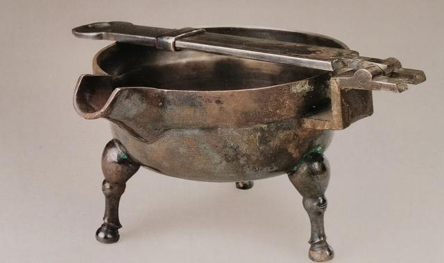 有网友说《国家宝藏》中陕西历史博物馆「没有把压箱底的国宝拿出来欺负人」，那陕历博还有什么厉害的国宝呢？插图17