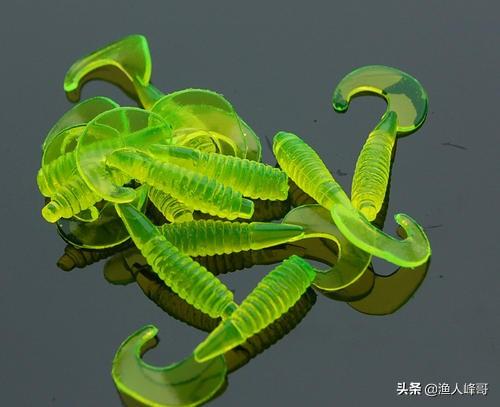 路亚很多时候不如活饵:水流平缓，清澈可见度不错的长江路亚，你觉得适合米诺还是铁板？