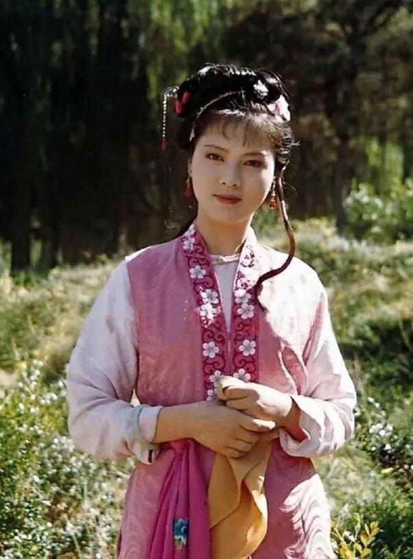 红楼梦原著,蒋玉菡知道袭人的秘密,在女子从一而终的年代,为什么还会娶袭人为妻？
