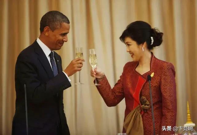泰国总统英拉:泰国内乱，要求废止王权，实行君主立宪，英拉还能担任首相吗？