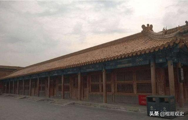 清朝军机处:内阁和军机处的职能是什么，对加强皇权有什么影响？