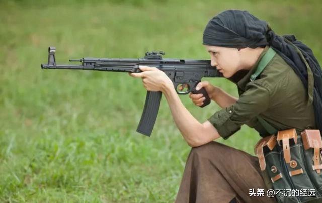 csol stg44，STG44算是一把合格的突击步枪吗？