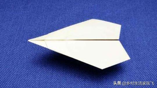 自制玩具飞机:怎样用香烟大纸盒制作一架米格29？