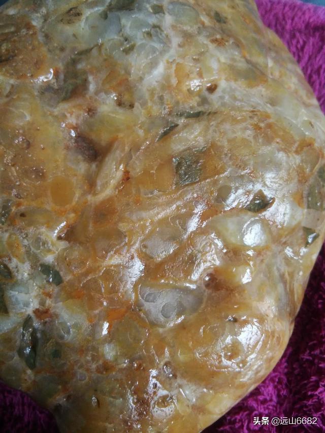 哪种石头最好,你认为钻石、宝石、水晶和玉哪个更好？