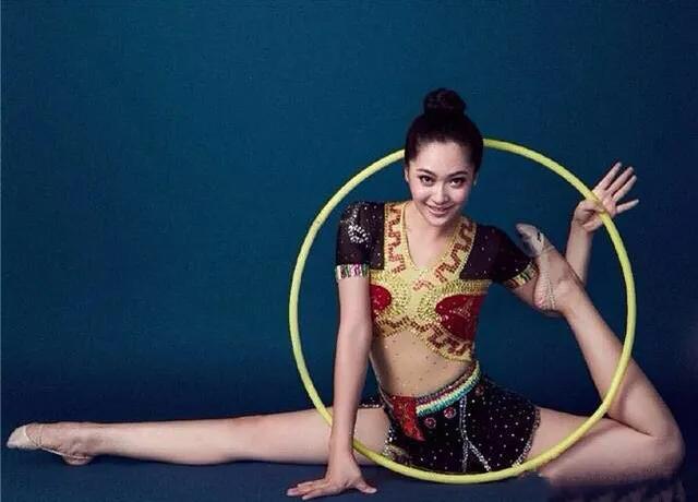 朱芳雨老婆:朱芳雨前妻胡美家庭背景怎么样？