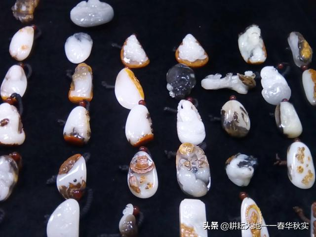 白玉好还是羊脂玉好,羊脂白玉与籽料哪个是首选？